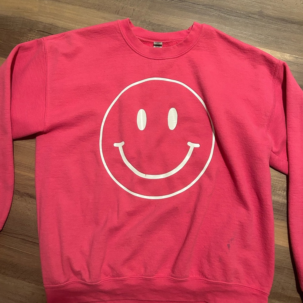 Preppy smiley face crew neck